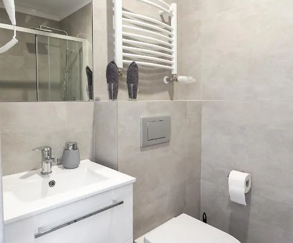 To-tu 홈스테이 스클라르스카포렘바