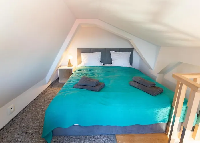 To-tu * 스클라르스카포렘바