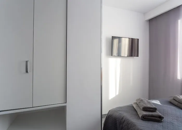 To-tu 홈스테이 스클라르스카포렘바