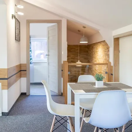 To-tu * شكلارسكا بوريبا